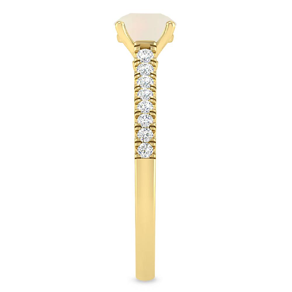 Yellow Gold - Opal